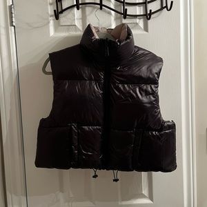 Invertible Garage puffer vest 🤎🖤